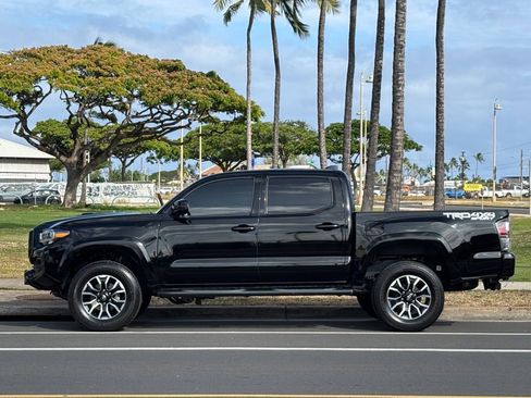 Used 2023 Toyota Tacoma TRD Sport AWD/4WD image 2