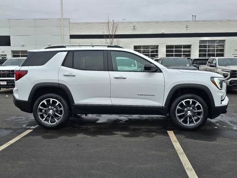 New 2026 GMC Terrain Elevation w/ Elevation Premium Package image 11