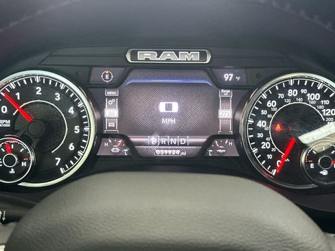 Used 2023 RAM 1500 Laramie AWD/4WD image 28