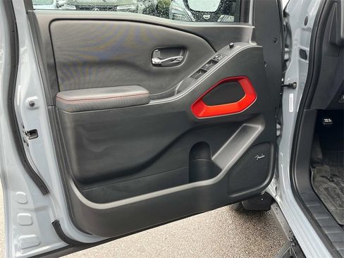 Certified 2023 Nissan Frontier Pro-X w/ Pro-X Premium Package image 30