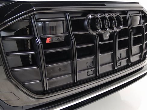 Used 2023 Audi SQ8 Prestige image 28