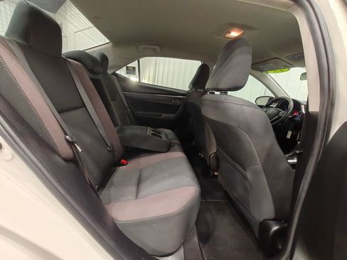 Used 2019 Toyota Corolla LE image 24