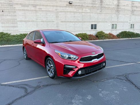 Used 2021 Kia Forte LXS image 3