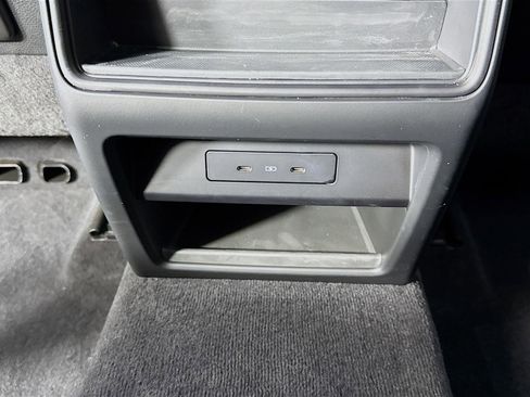 Used 2024 Porsche Cayenne Coupe image 27