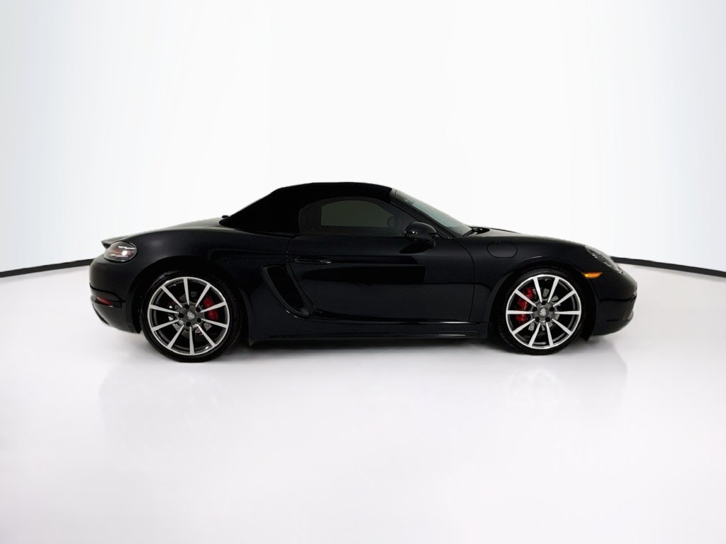 Certified 2022 Porsche 718 Boxster S RWD image 8