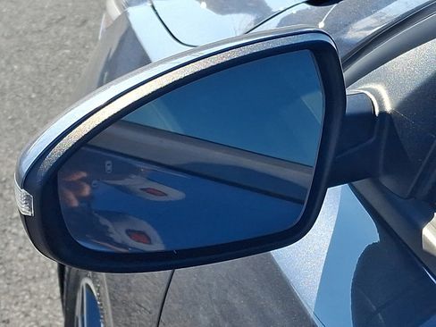 Used 2023 Kia Forte LXS w/ LXS Technology Package image 30