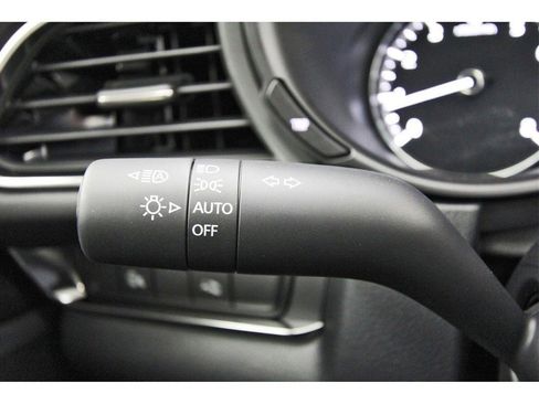 Certified 2025 MAZDA CX-30 AWD 2.5 S w/ Preferred Package image 16