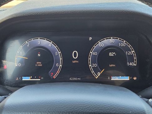 Used 2025 Jeep Grand Cherokee Altitude image 20