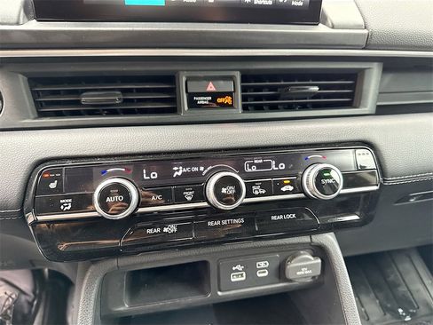 Used 2024 Honda Pilot EX-L image 15