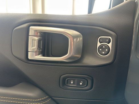 New 2025 Jeep Wrangler Unlimited Rubicon 392 image 21