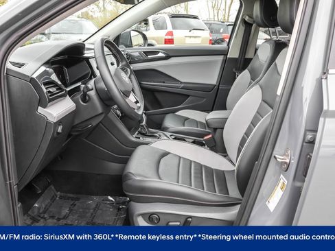 Certified 2023 Volkswagen Taos SEL AWD/4WD image 6