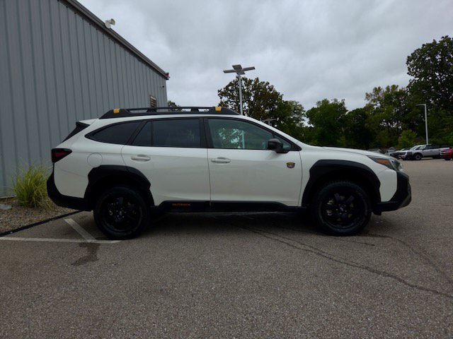 Used 2024 Subaru Outback Wilderness AWD/4WD image 7