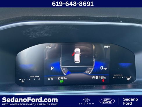 Used 2025 Volkswagen Taos SE FWD image 1