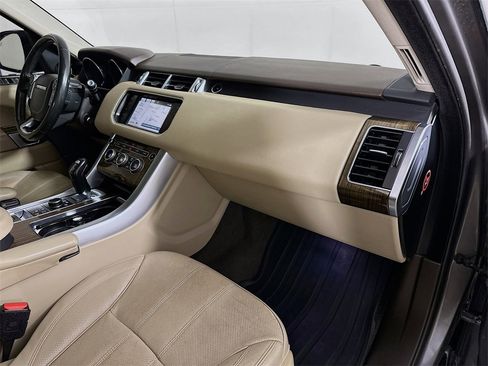 Used 2016 Land Rover Range Rover Sport HSE image 37