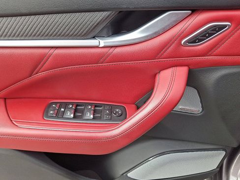 Used 2019 Maserati Levante Trofeo image 12