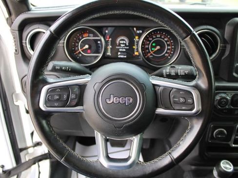 Used 2021 Jeep Wrangler Unlimited Sahara w/ Safety Group AWD/4WD image 17
