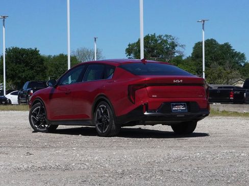 Used 2025 Kia K4 GT-Line w/ GT-Line Premium Package image 4