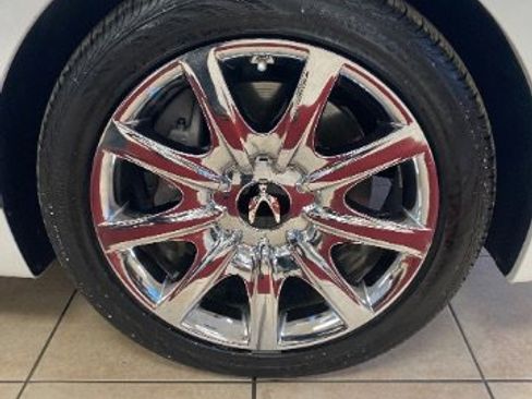 Used 2012 Hyundai Equus Signature image 30