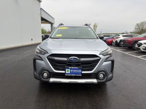 Used 2024 Subaru Outback Limited AWD/4WD image 2