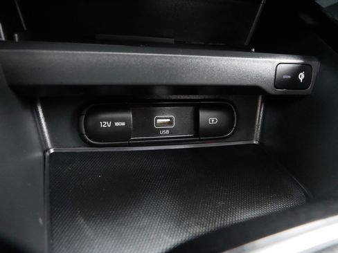 Certified 2022 Kia Soul EX image 33