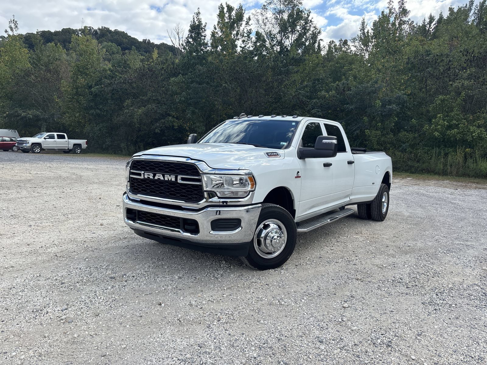 Used 2024 RAM 3500 Tradesman w/ Chrome Appearance Group AWD/4WD image 2
