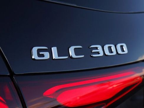 New 2026 Mercedes-Benz GLC 300 image 13
