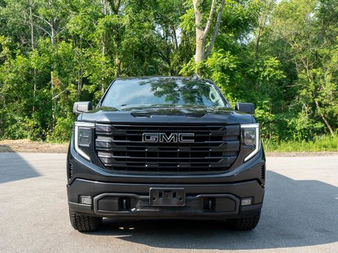 Used 2022 GMC Sierra 1500 Elevation AWD/4WD image 8