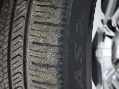 Used 2016 GMC Savana 2500 image 17