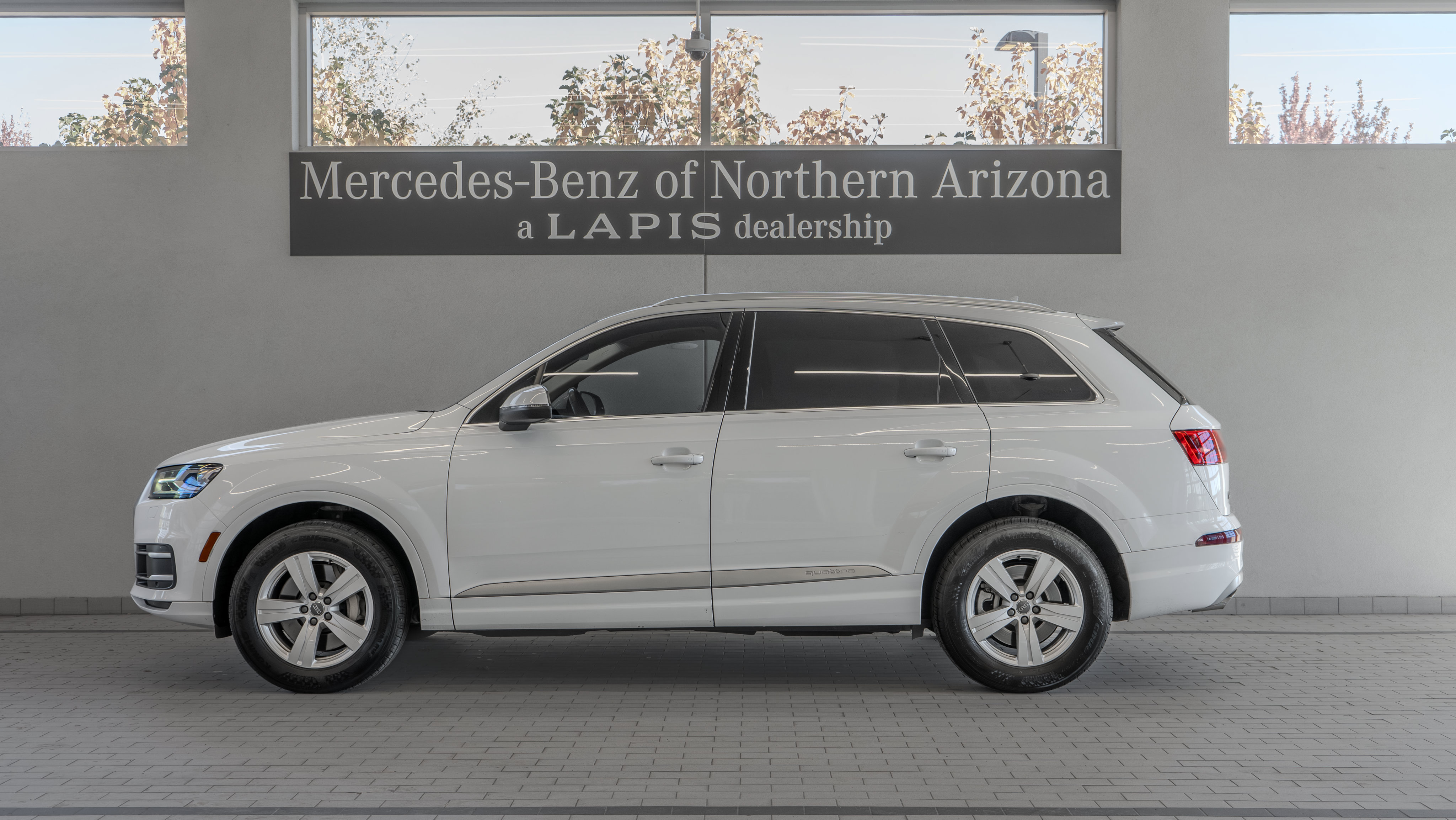 Used 2019 Audi Q7 2.0T Premium w/ Convenience Package AWD/4WD image 2