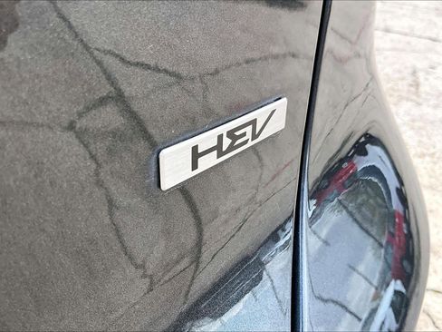 Used 2023 Kia Niro EX Touring image 10