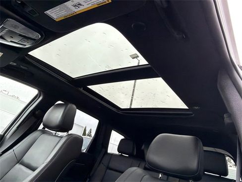 Used 2020 Jeep Grand Cherokee Limited w/ Luxury Group II image 33