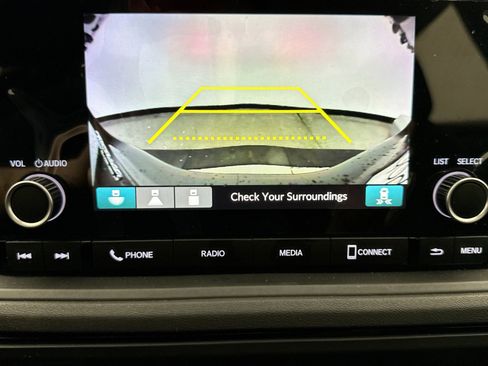 Used 2025 Honda Accord SE image 11
