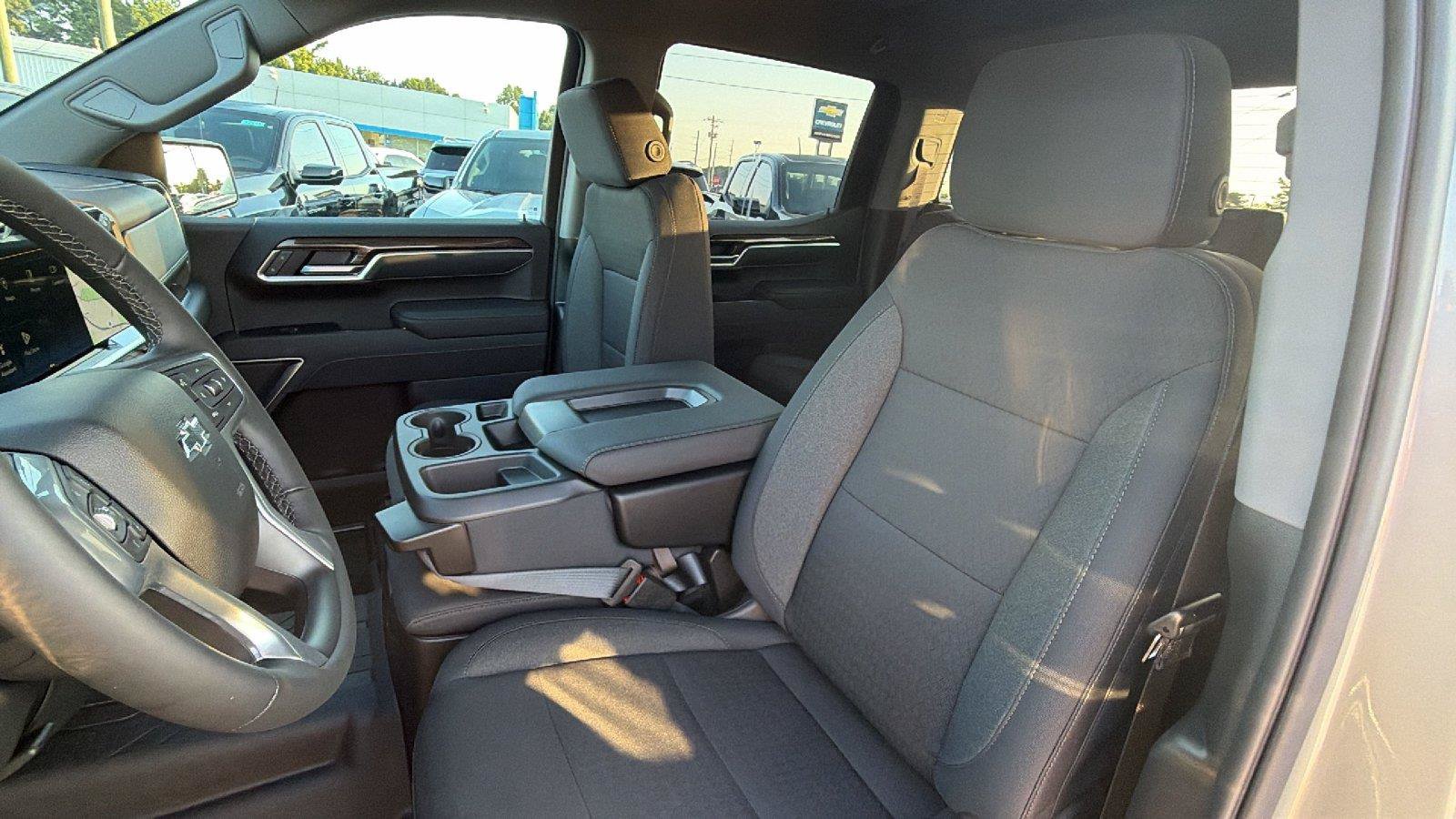 New 2026 Chevrolet Silverado 1500 RST w/ RST Select Package RWD image 4