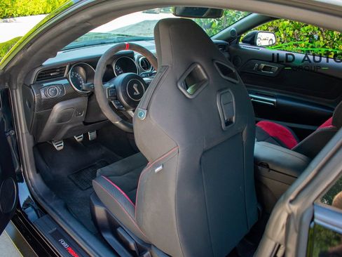 Used 2019 Ford Mustang Shelby GT350R w/ GT350R Equipment Group 920A RWD image 10