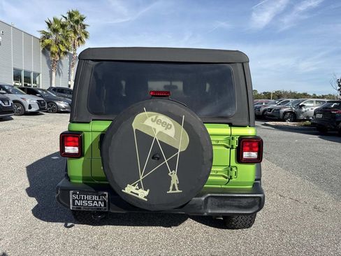 Used 2018 Jeep Wrangler Sport image 5