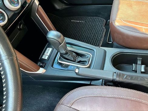 Used 2017 Subaru Forester 2.5i Touring image 17