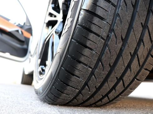 Used 2021 BMW X7 xDrive40i w/ M Sport Package image 95