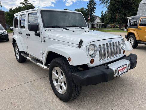 Used 2011 Jeep Wrangler Unlimited Sahara w/ Dual Top Group AWD/4WD image 2