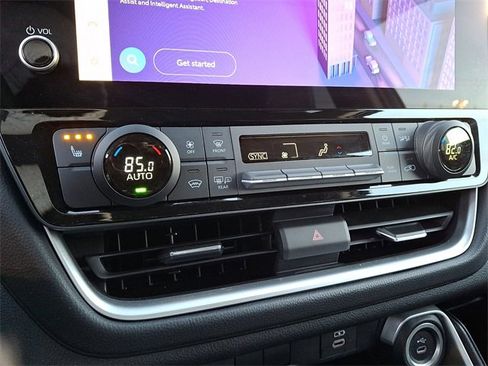 Certified 2025 Toyota Grand Highlander XLE image 19