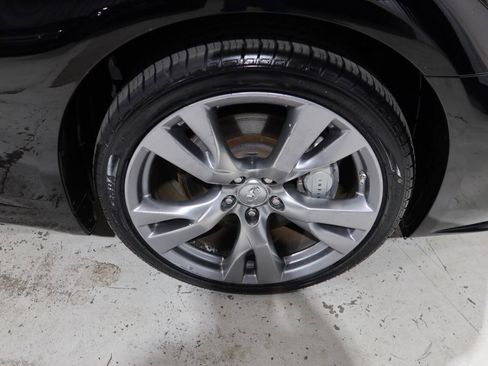 Used 2015 INFINITI Q70 3.7 w/ Sport Package RWD image 42