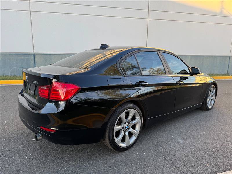 Used 2013 BMW 335i Sedan RWD image 11
