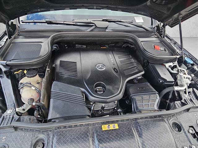 Used 2021 Mercedes-Benz GLS 450 4MATIC image 26