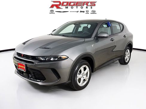 Certified 2024 Dodge Hornet GT w/ Cold Weather Group image 3