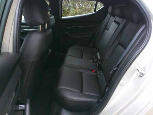 Used 2024 MAZDA MAZDA3 s image 30