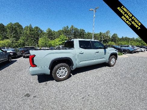 Used 2024 Toyota Tundra SR5 w/ SR5 Premium Package AWD/4WD image 13