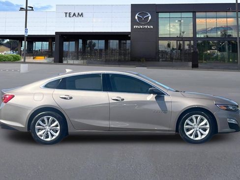 Used 2023 Chevrolet Malibu LT FWD image 3