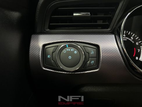 Used 2017 Ford Mustang GT RWD image 29