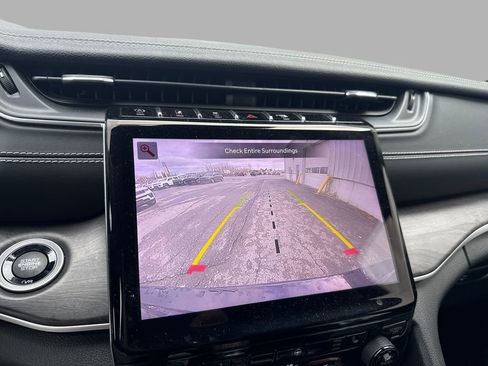 Used 2023 Jeep Grand Cherokee L Limited image 16