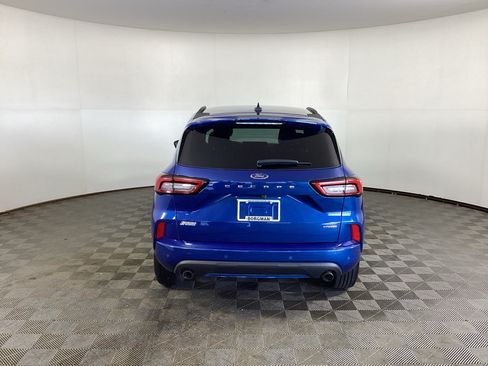 Used 2023 Ford Escape ST-Line w/ Tech Pack #1 AWD/4WD image 3