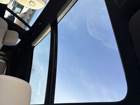 Used 2025 Mercedes-Benz GLS 450 4MATIC image 21